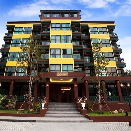 Отель The Sun Terrace Чиангмай Экстерьер фото